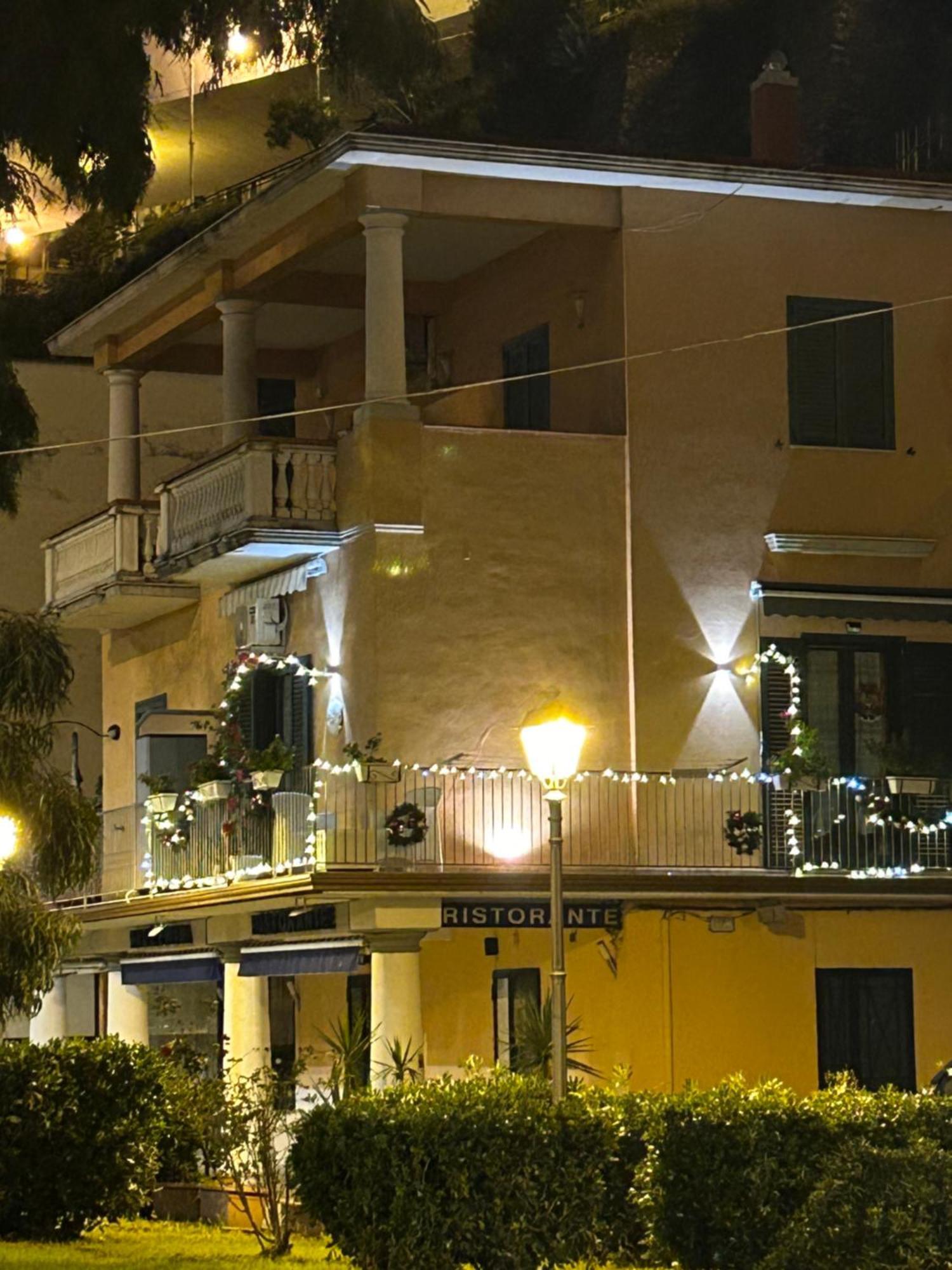 Sissi House Salerno Apartamento Exterior foto