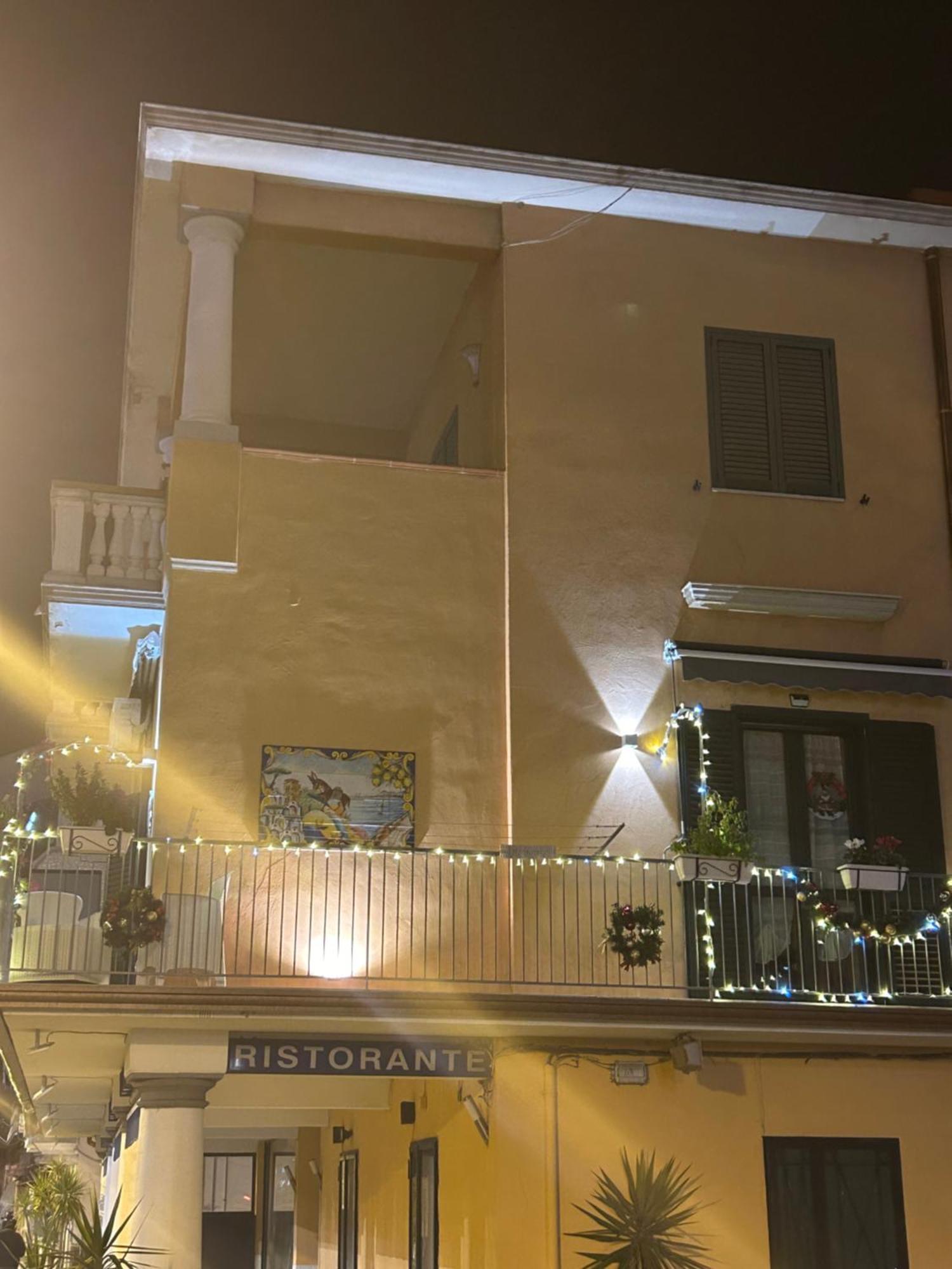 Sissi House Salerno Apartamento Exterior foto